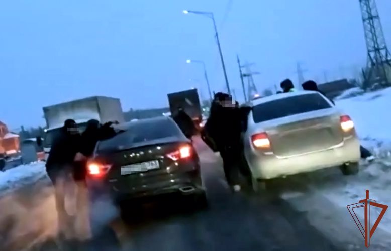 Росгвардия задержала в Приволжье подозреваемых в хищении денег с банковских карт